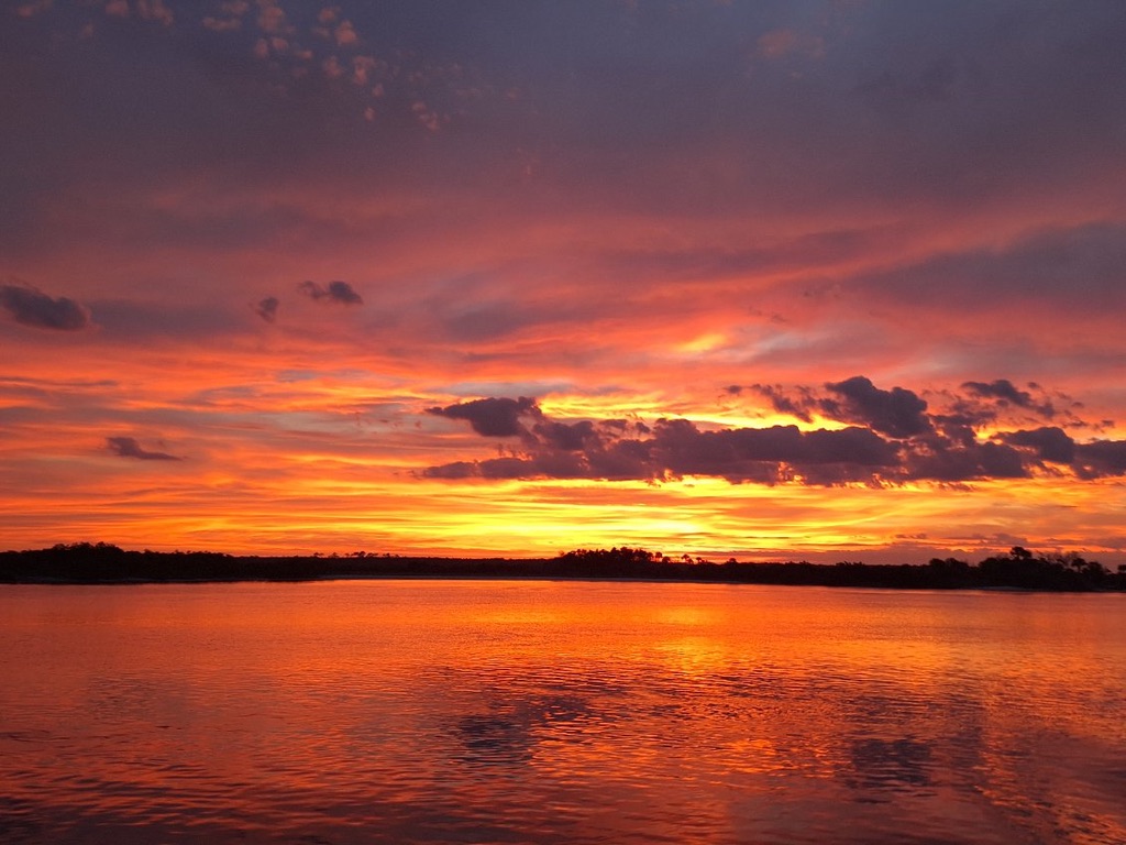 Vibrant sunset over the Intracoastal — Palm Coast private sunset cruise